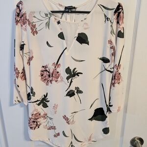 Dynamite Cream Floral Blouse
